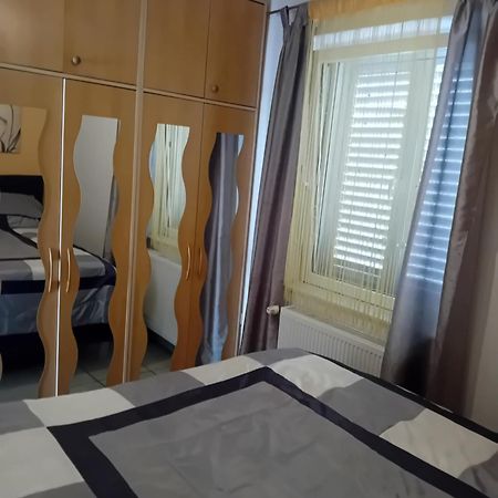 Apatmani Peternel Daire Vir Dış mekan fotoğraf