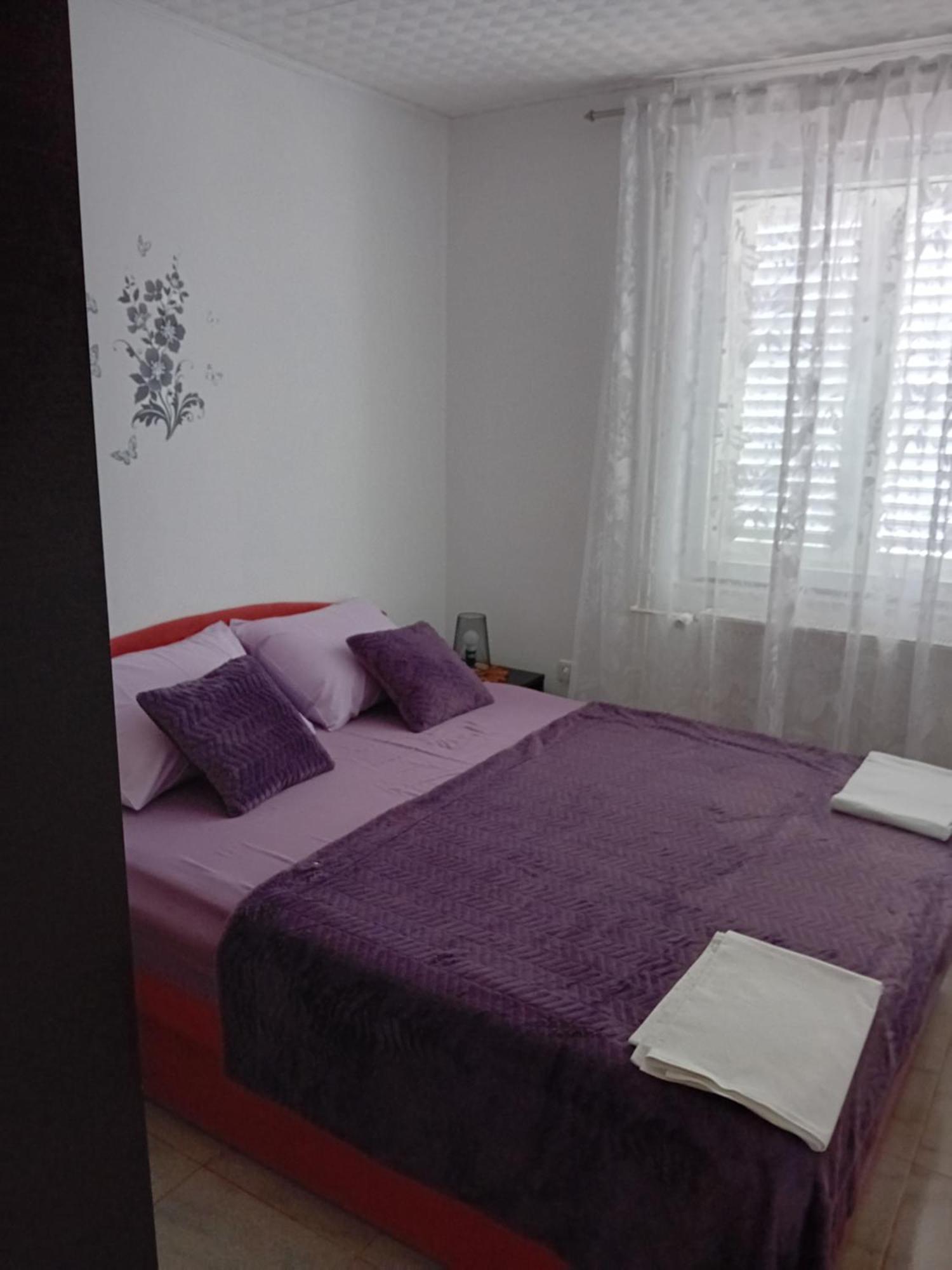 Apatmani Peternel Daire Vir Dış mekan fotoğraf